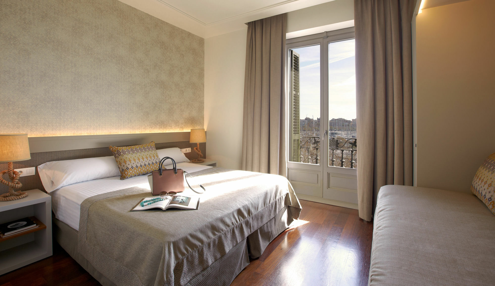 Duquesa Suites Landmark Hotel By Grup Duquessa Barcelona Eksteriør bilde